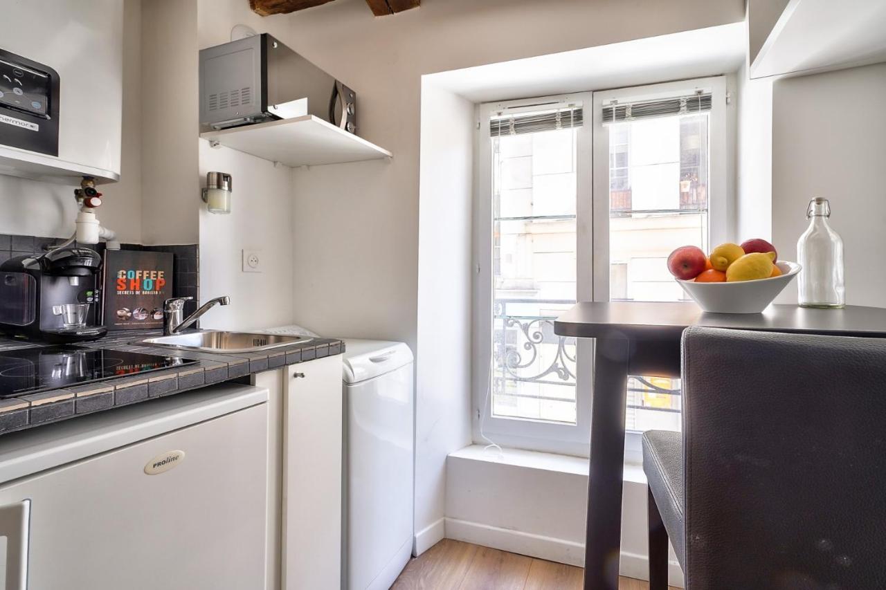 Cute And New Studio Duplex In The Heart Of パリ エクステリア 写真